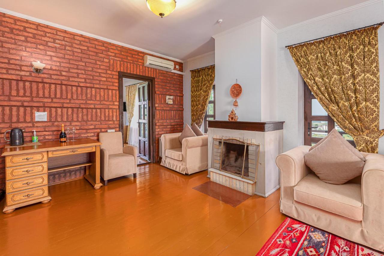 Chateau Vartely أورهي المظهر الخارجي الصورة