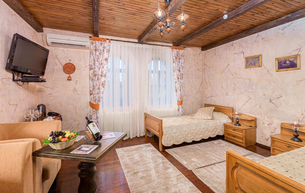 Chateau Vartely أورهي المظهر الخارجي الصورة